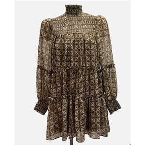 Olivaceous Green Printed Smocked Dress. Size M Above The Knee.